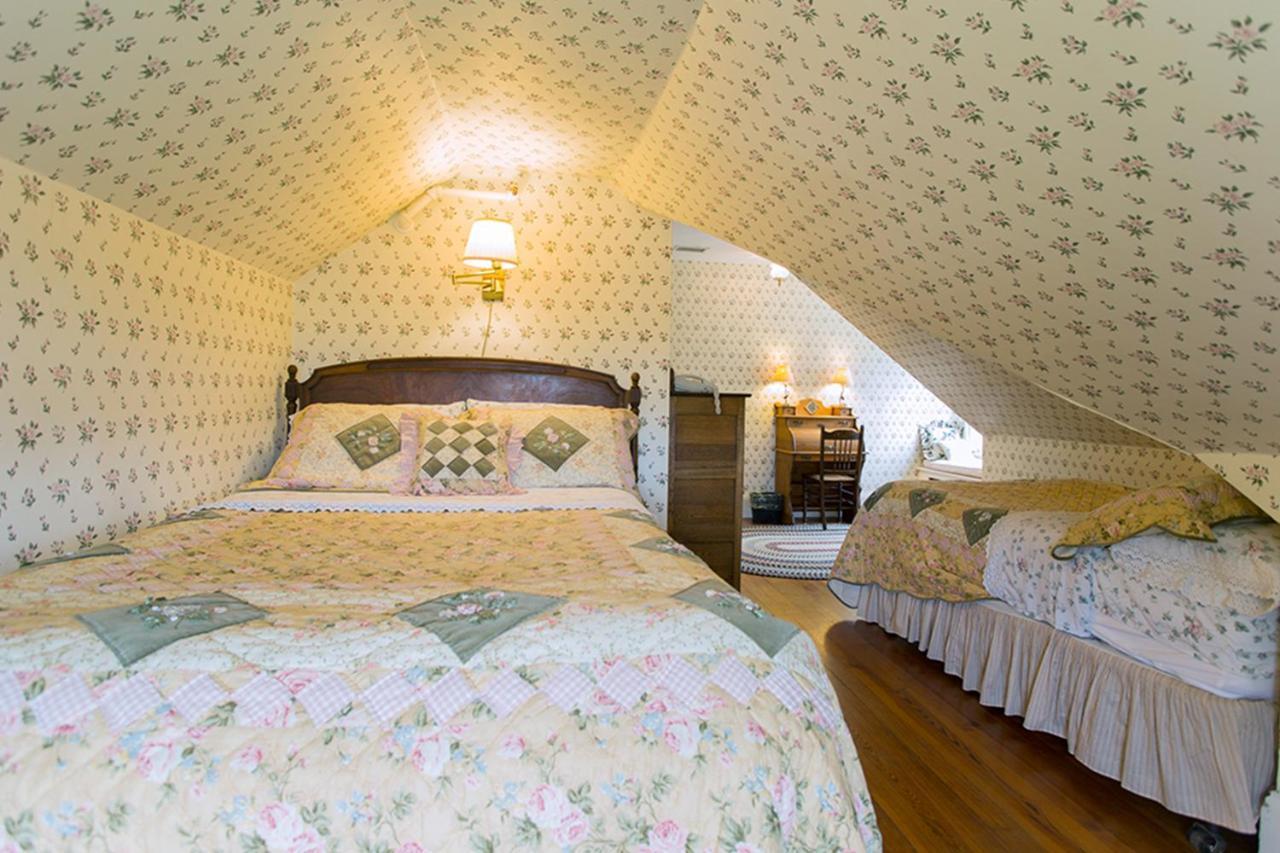 Apple Tree Inn Lenox Luaran gambar