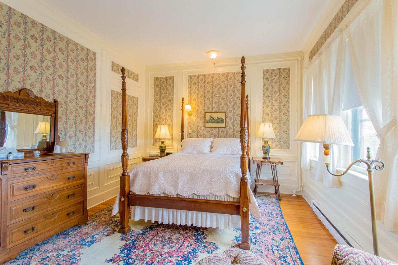 Apple Tree Inn Lenox Luaran gambar