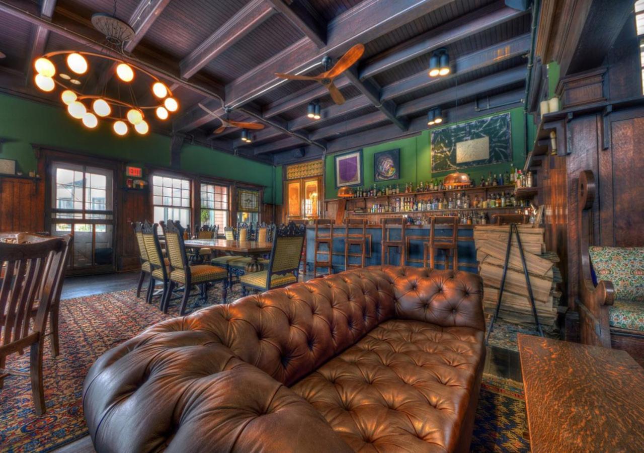 Apple Tree Inn Lenox Luaran gambar