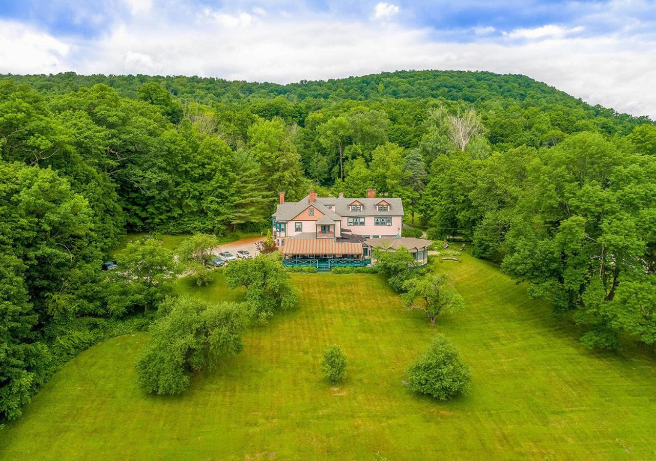 Apple Tree Inn Lenox Luaran gambar