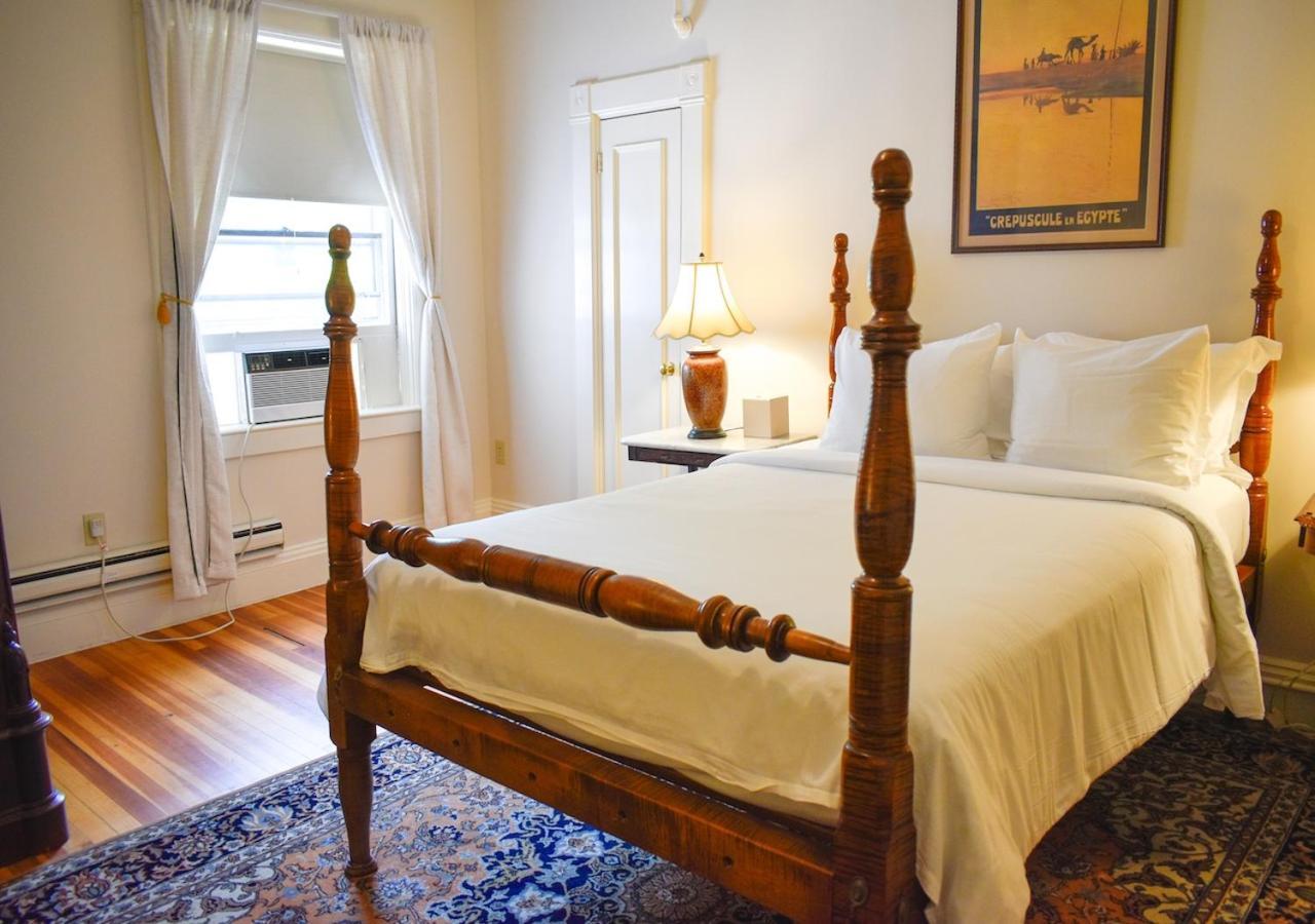 Apple Tree Inn Lenox Luaran gambar