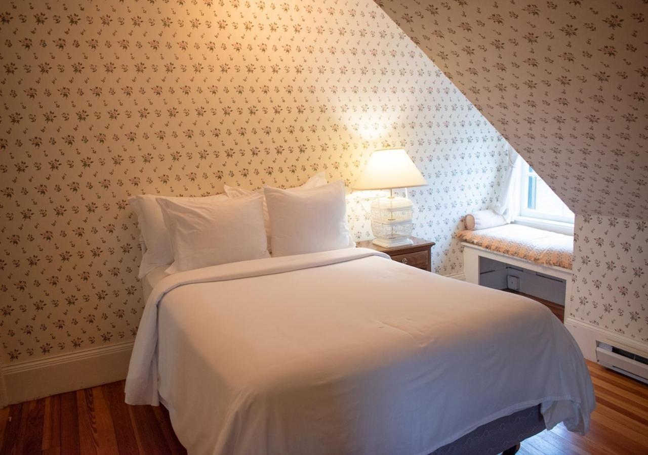 Apple Tree Inn Lenox Luaran gambar